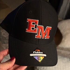 Pukka Black and Red Men's Hat